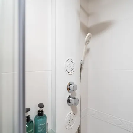 A 15 Minutos De La Juderia Con Parking Apartmán