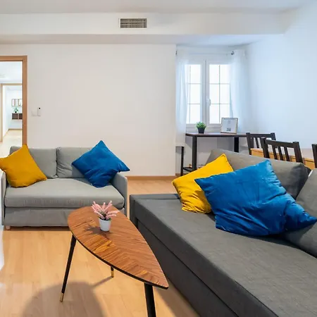 A 15 Minutos De La Juderia Con Parking Apartmán